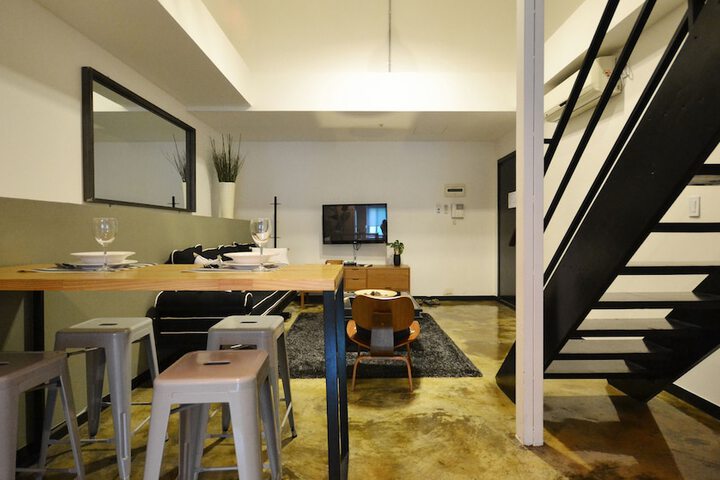 Room 15 of 114