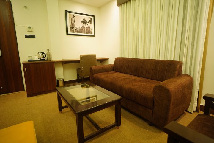 Room 64 of 111