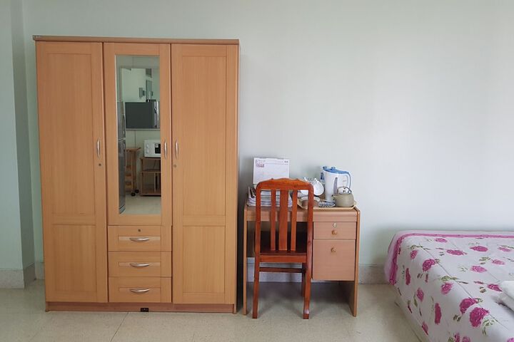 Room 20 of 25