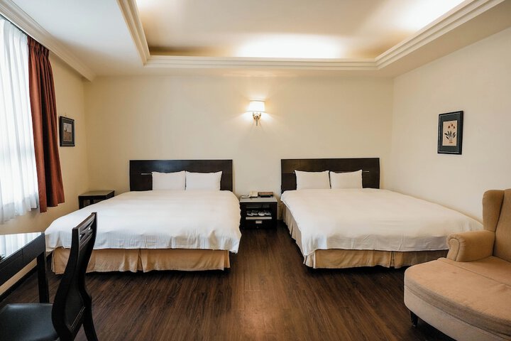 Room 21 of 35