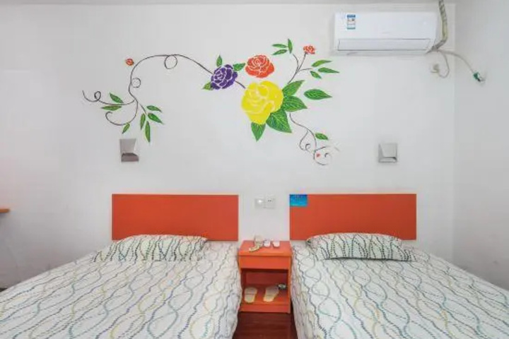 guest_rooms