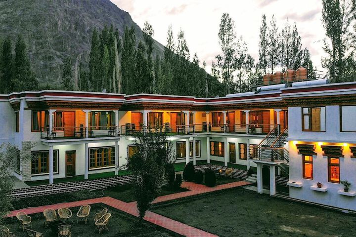 Hotel Nubra Residency - Hunder