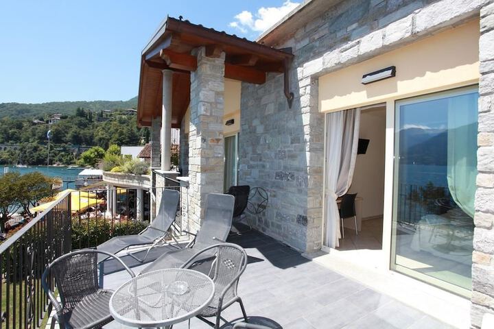 Terrace/Patio 11 of 20