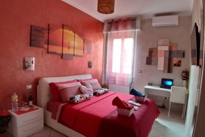 Room 5 of 15