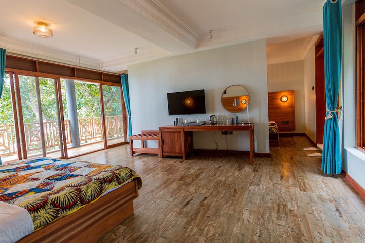 Room 15 of 35