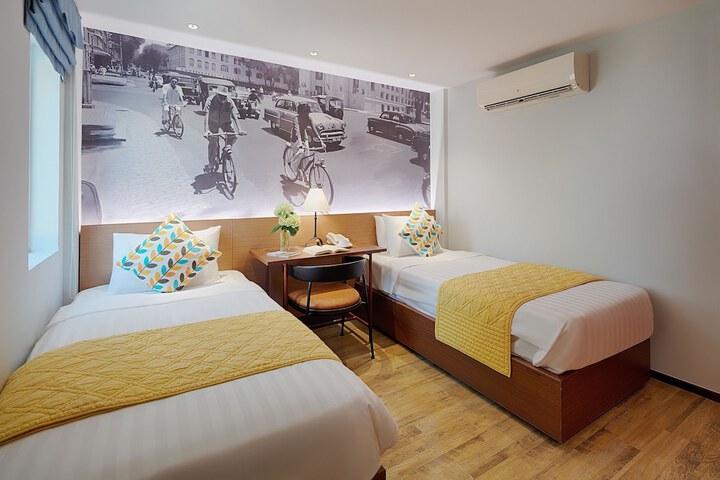 Room 30 of 72