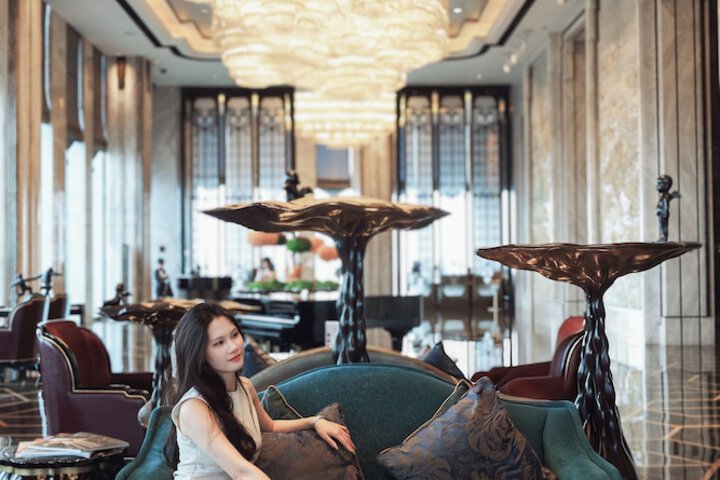 Guest Lobby