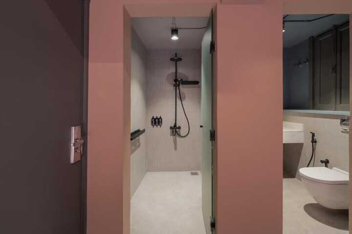 Room 21 of 24