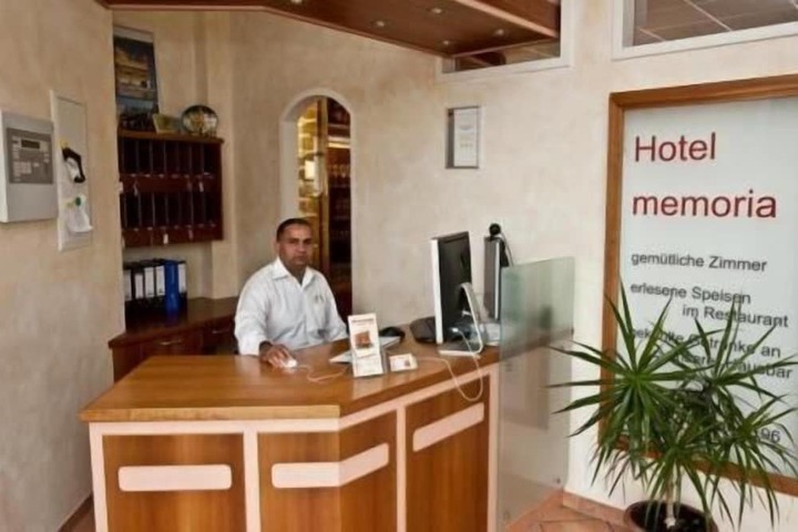 Guest Lobby