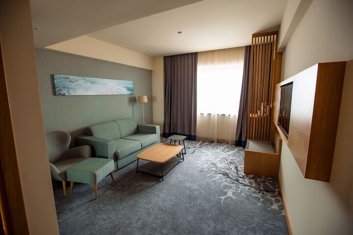 Room 18 of 84