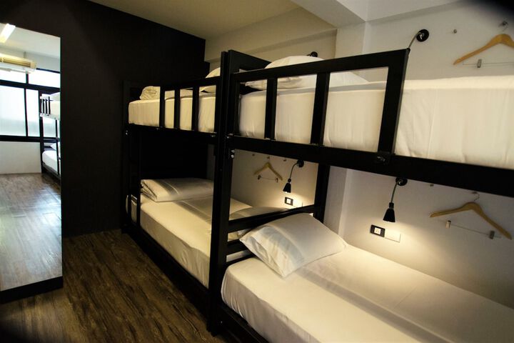 Room 9 of 52