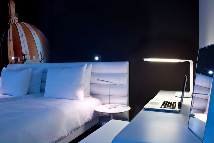 Room 17 of 69