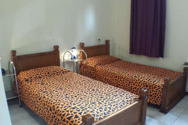 Room 8 of 69