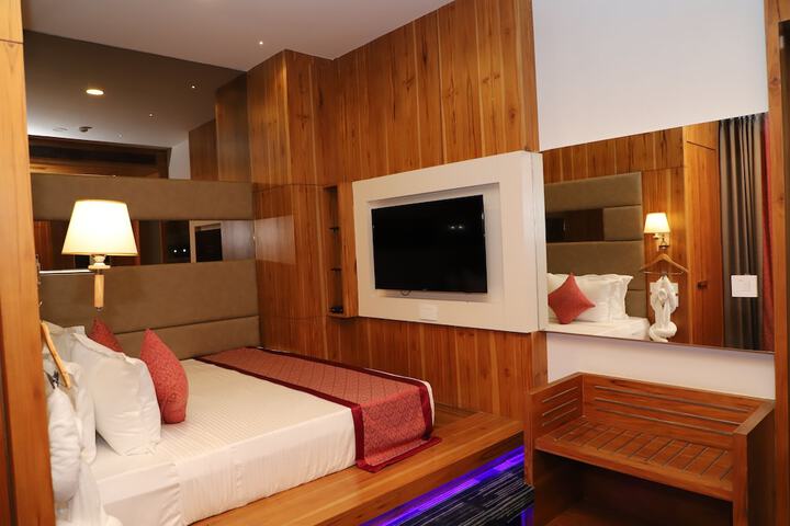 Room 21 of 48