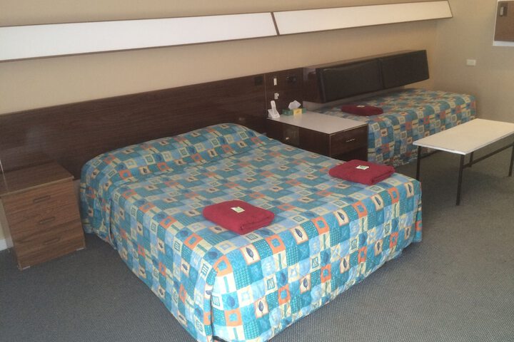 Room 12 of 30