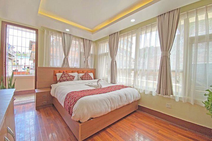 Room 8 of 51