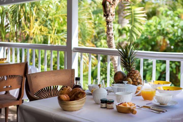 Breakfast/Coffee Service 148 of 196