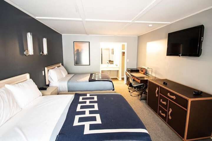 Room 2 of 15