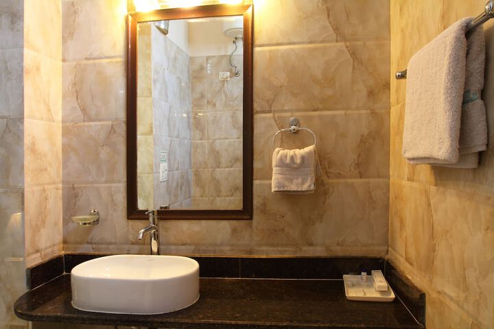 Clean Restrooms