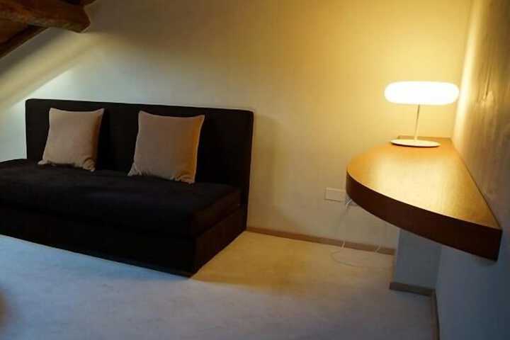 Room 17 of 52