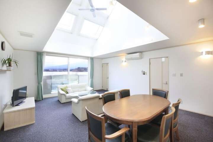 Room 20 of 64