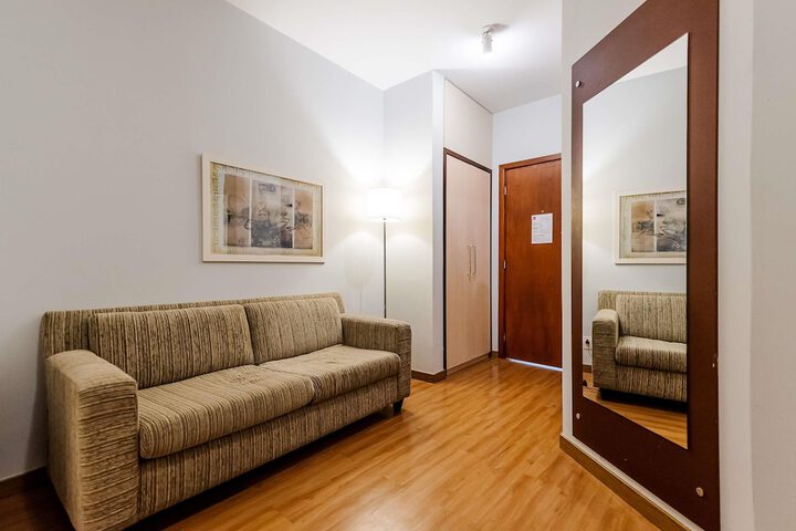 Room 19 of 81
