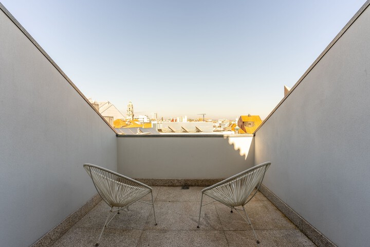 Room 40 of 100