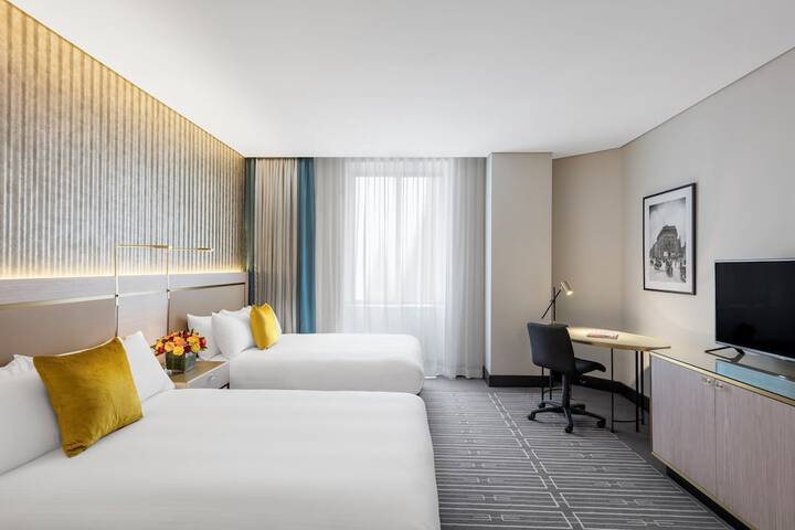Room 10 of 55
