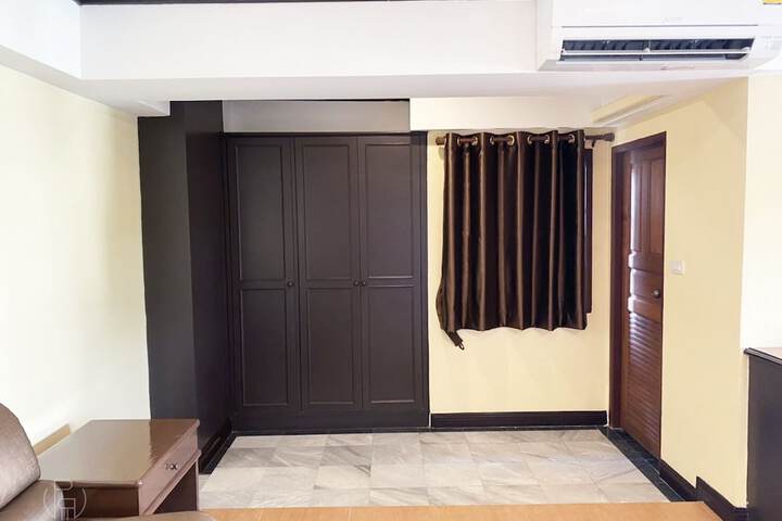 Room 39 of 60