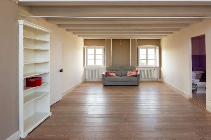Room 47 of 114