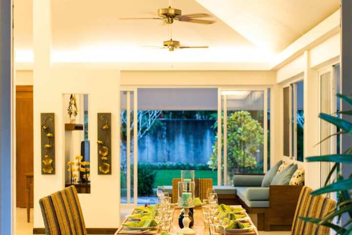 Dining Photos