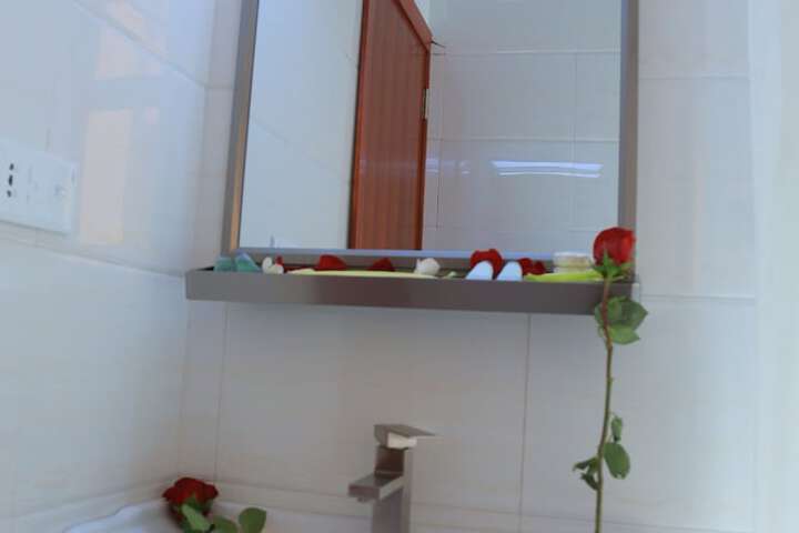 Room 15 of 25