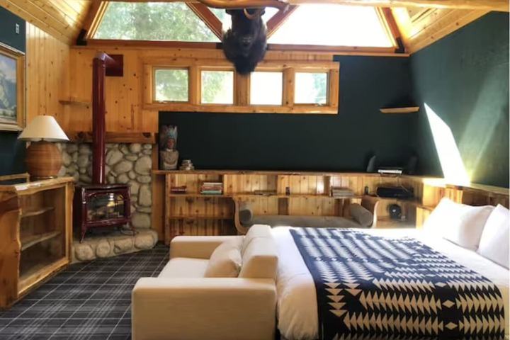 Room 41 of 74