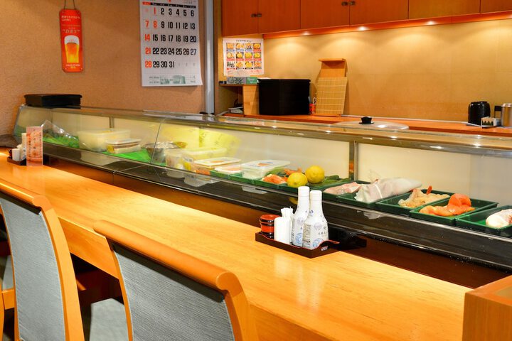 Dining 21 of 26