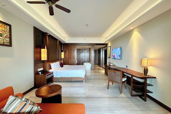 Room 26 of 158