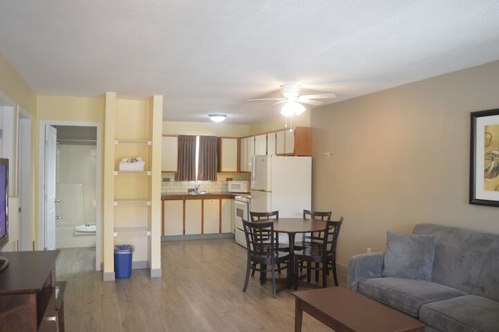 Room 42 of 82