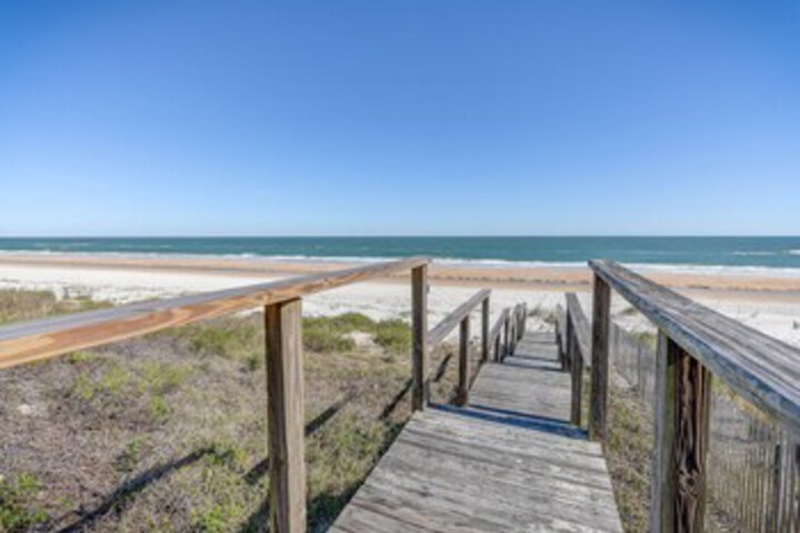 Beach 18 of 105