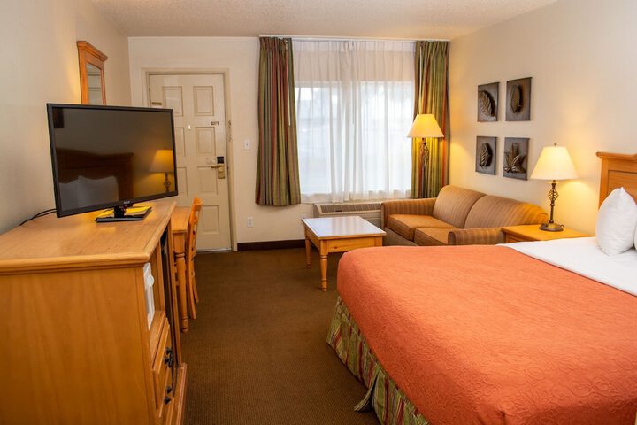 Room 18 of 29
