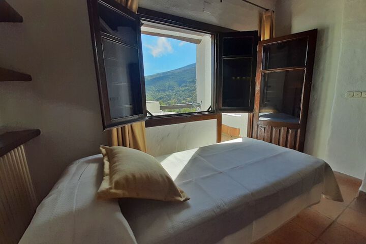Room 4 of 45