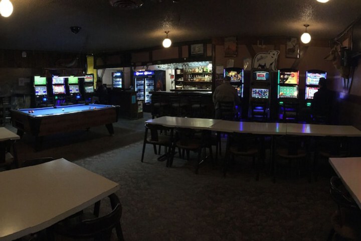 Room 6 of 13