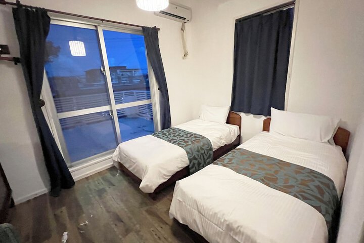 Room 7 of 38