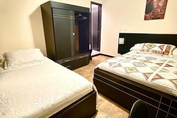 Room 13 of 29