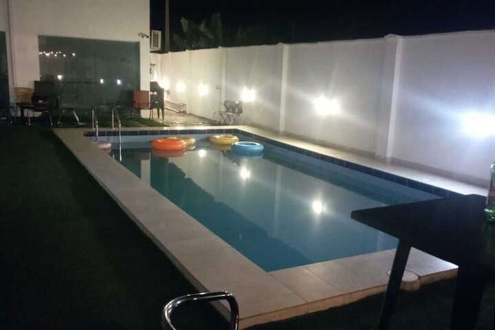 Pool 14 of 23