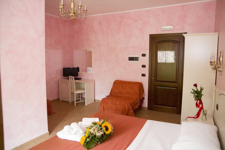 Room 26 of 132