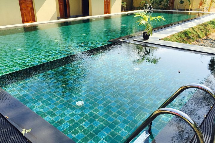Pool 18 of 47