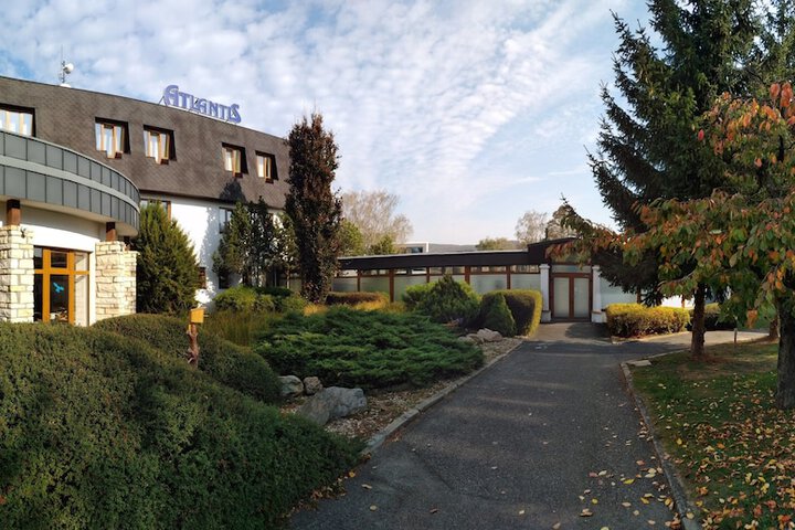 Hotel 134 of 139