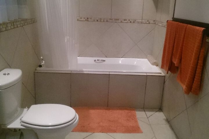Room 11 of 20