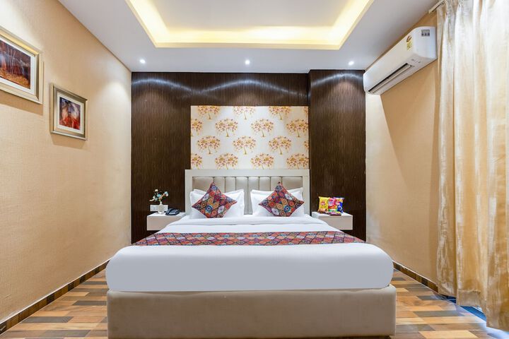 Room 16 of 45