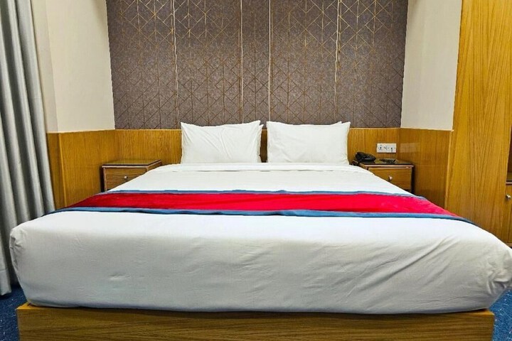 Room 21 of 40