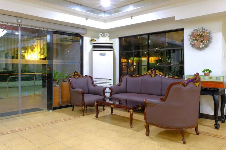 Lobby Photos